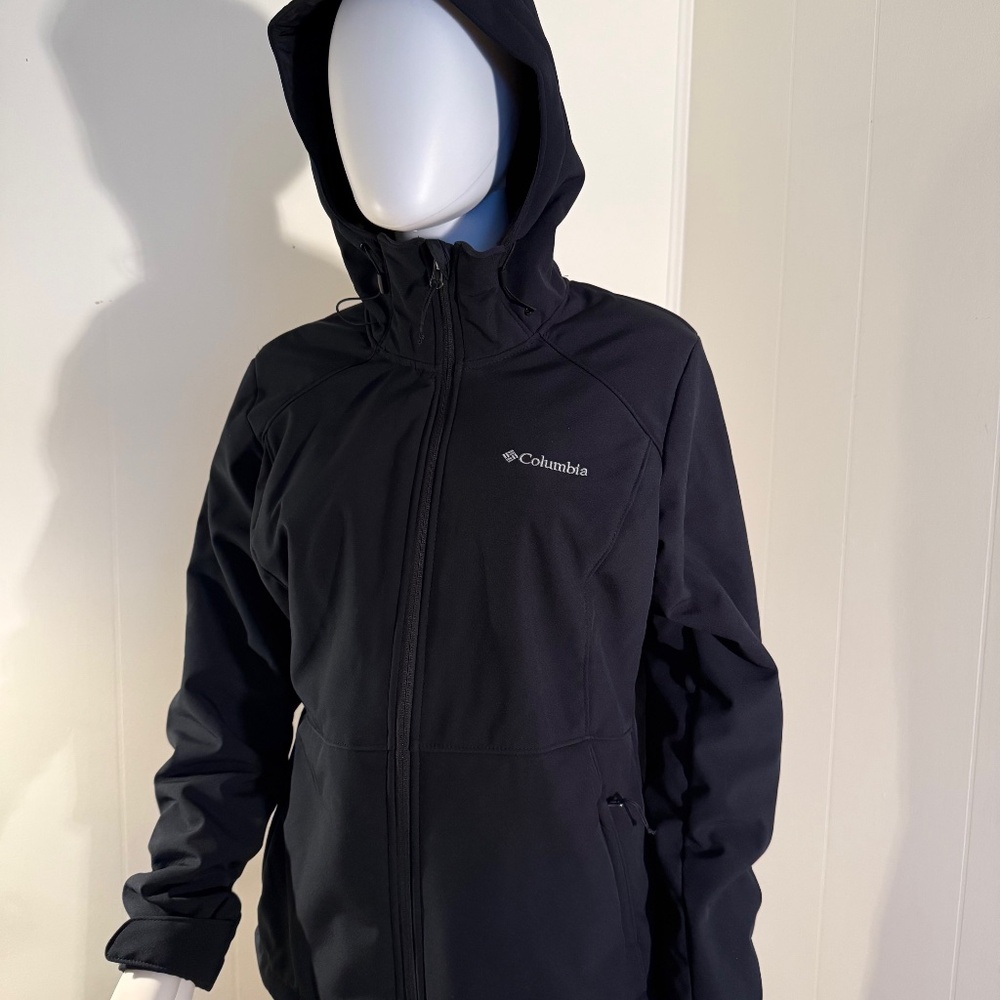 NWOT Columbia OmniWind Black XL Fleece Lined Wind Resistant, Warm Jacket